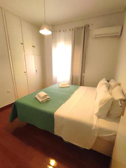 Acropolis Living room - image 23