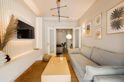 HoneyBee Apartment - image 21
