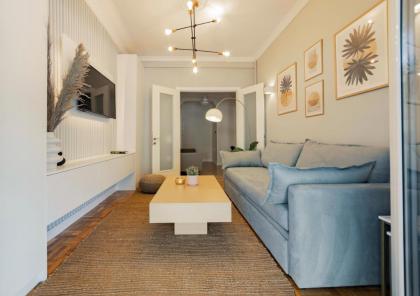 HoneyBee Apartment - image 25