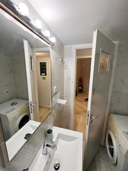 A Stroll to the Acropolis - By Athenian Homes - image 23