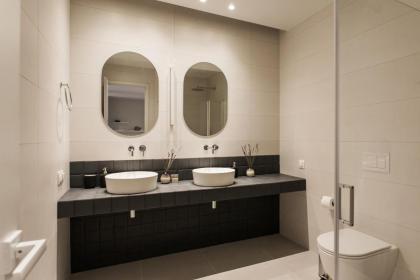 Marvelous 2BR Apartments with balcony by UPSTREET - image 24