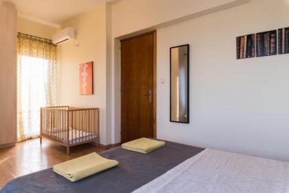 Alexander Apartments Airport - image 22