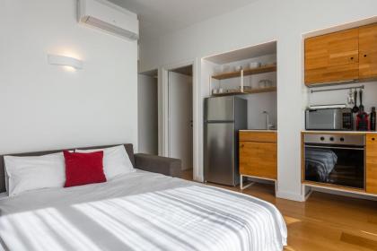 Olala Syntagma Apartments - image 23