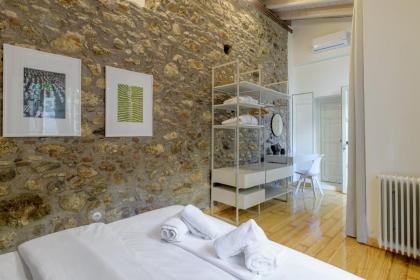 Incomparable Plaka's Luxury Apt Private Pool - image 26