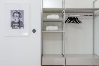 3bdr Modern Design & Bright Interiors in Plaka - image 24