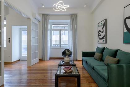 3bdr Modern Design & Bright Interiors in Plaka - image 30