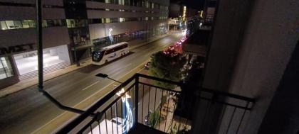 Chris's Athens home in the center of everything - image 24