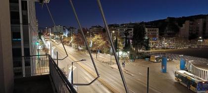 Chris's Athens home in the center of everything - image 26