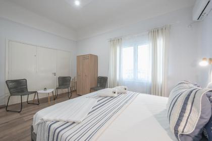 Spacious Family Home in Thisio by Cloudkeys - image 27