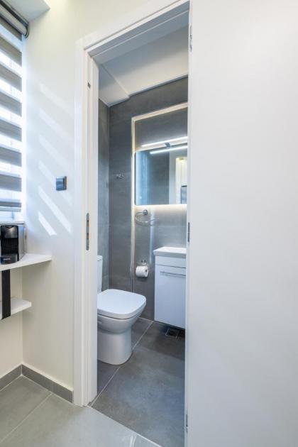 Acropolis Cozy Apartments - image 30