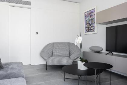 Elegant Apartment in Kolonaki - image 26