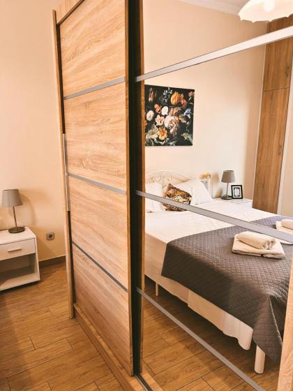 Athens Loft in Pagrati - image 26