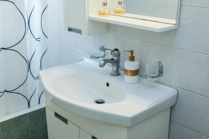 Lovely apt in Peristeri - image 27
