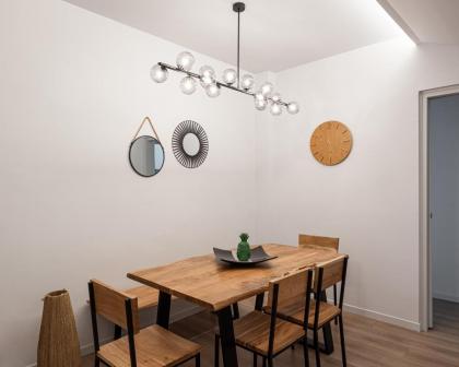 Acropolis Holmes Residence - image 24