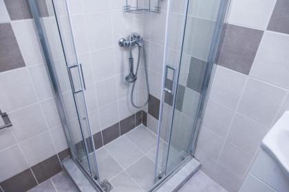 Cozy apartment near Stavros Niarchos Park - image 23