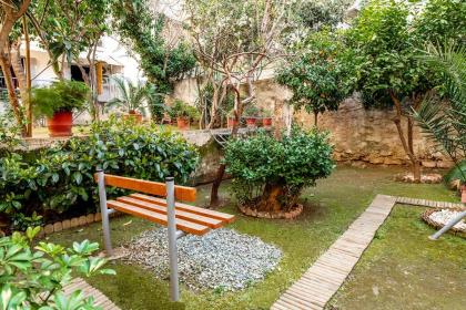 Secret Garden Downtown - image 27