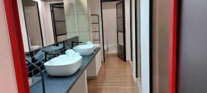 Deluxe Apartment 12BD 6BATH - image 23