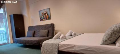 Luxury Apartment 12BD 5BATH - image 28