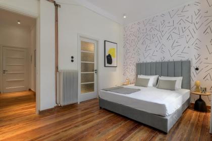 An Outstanding 3 bdrm Apartment in the Heart of Athens - image 22