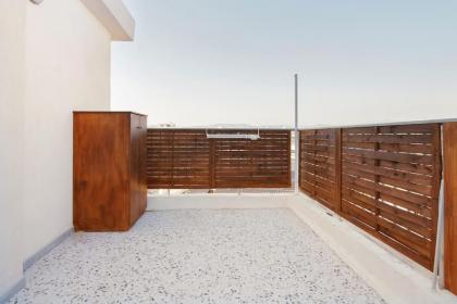 The Terrace with Acropolis & Athens view - image 22