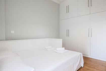 Brand new apt in Zografou - image 23