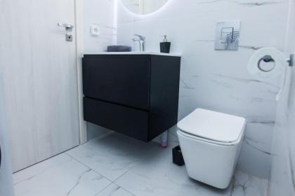 Brand new apt in Zografou - image 29