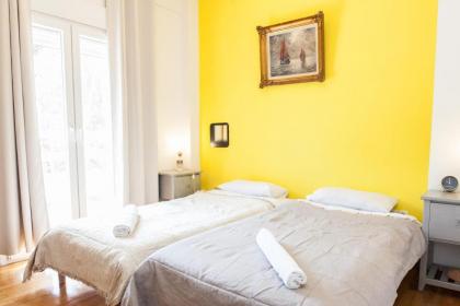 Gorgeous 3 bedrooms apartment at Exarcheia - image 30