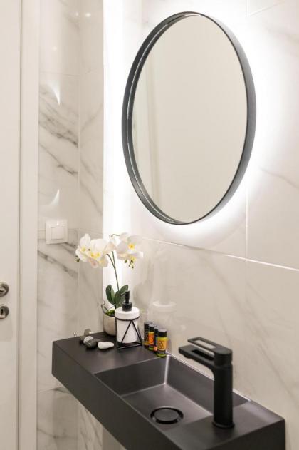 Acropolis Exclusive Apartment - image 23