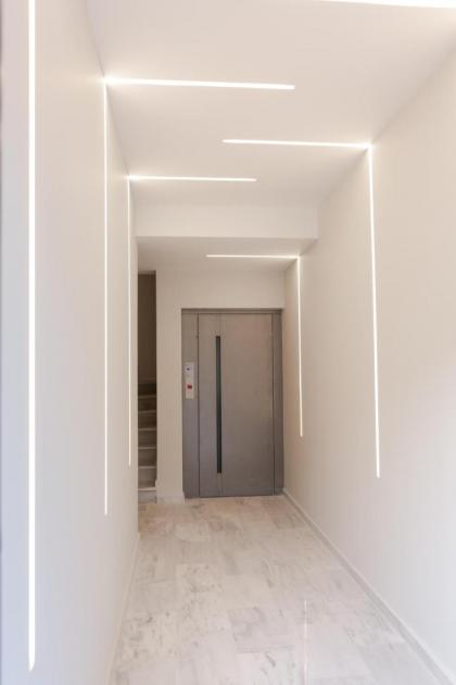 Athens Heart Luxury Flat - image 28