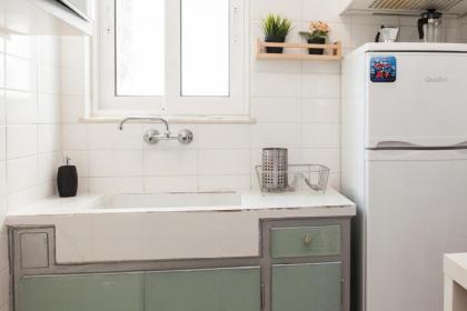 Chic 1 Bedroom Heaven in the Heart of Athens - image 22