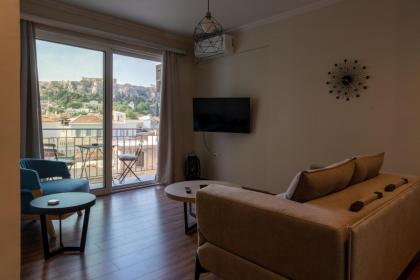 Luxury apartment overlooking the citadel of Tsakas - image 26