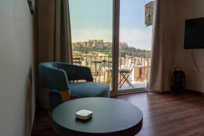 Luxury apartment overlooking the citadel of Tsakas - image 27