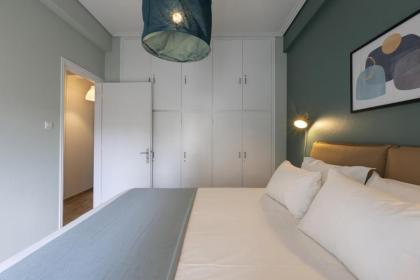 A new happy 2 BDR apartment that has a soul - image 24