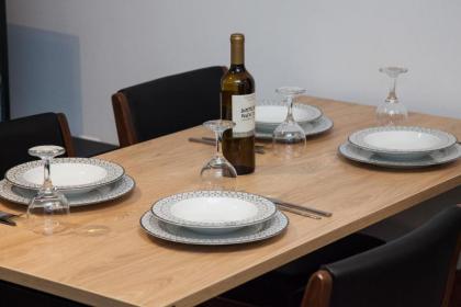 Elegant Urban Escape 1 Bd Apt in Kolonaki - image 26