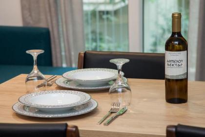 Elegant Urban Escape 1 Bd Apt in Kolonaki - image 27