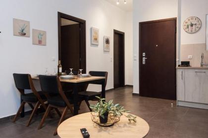 Elegant Urban Escape 1 Bd Apt in Kolonaki - image 28