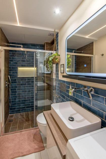 Urban Luxury Haven in Athens Center - image 21