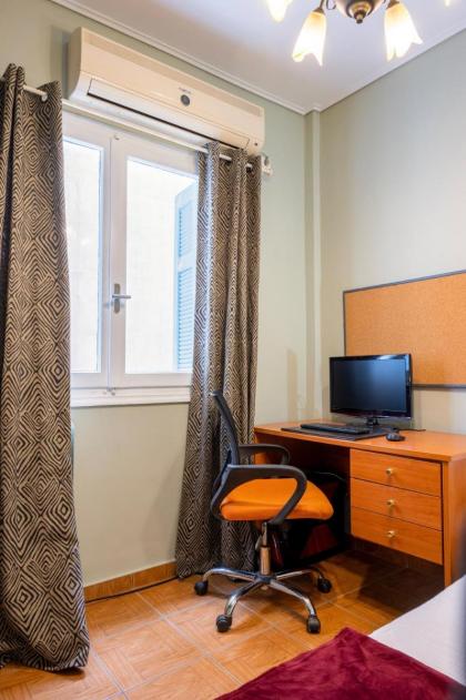 oscar city room - image 29