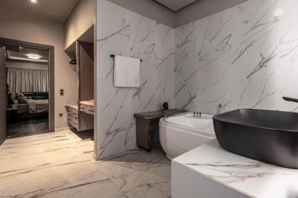 Ventiri RoofTop Suite 4 - image 25