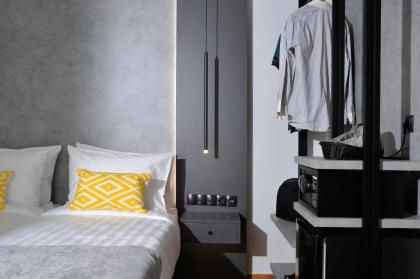 Athenian Gem - image 24