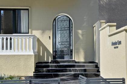 Athenian Gem - image 26