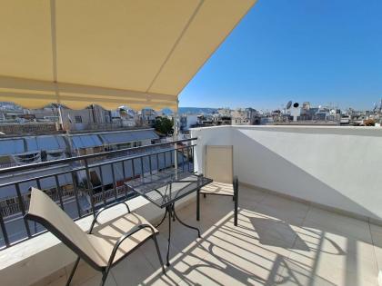 Sunny Topfloor Studio with amazing City-View - image 24