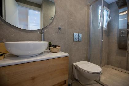 Mandevilia Suites - image 27