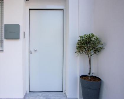 Mandevilia Suites - image 30