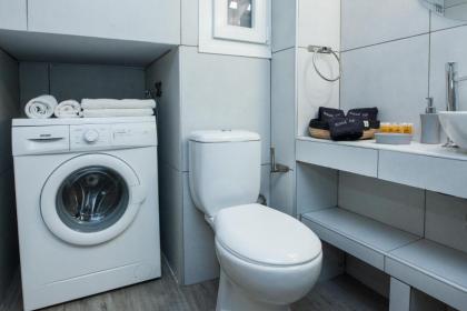 Metaxourgio 2 Bedroom Gem for Urban Explorers - image 24