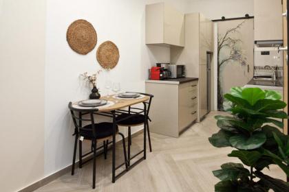Central Athens Sophisticated Oasis for Urban Explorers - image 5
