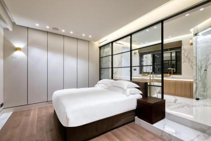 The One Acropolis - image 23