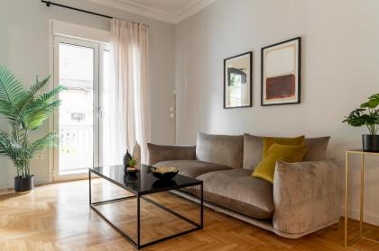 High-end RENOV Apt with an amazing office - image 26