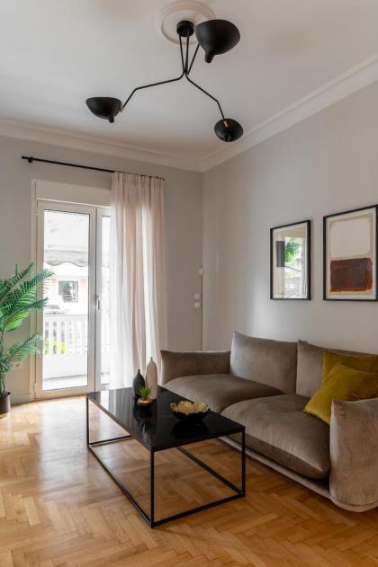 High-end RENOV Apt with an amazing office - image 27
