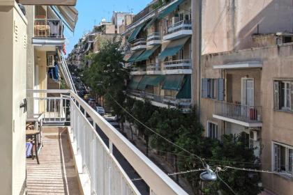 Visionery apt in Pagrati - image 28